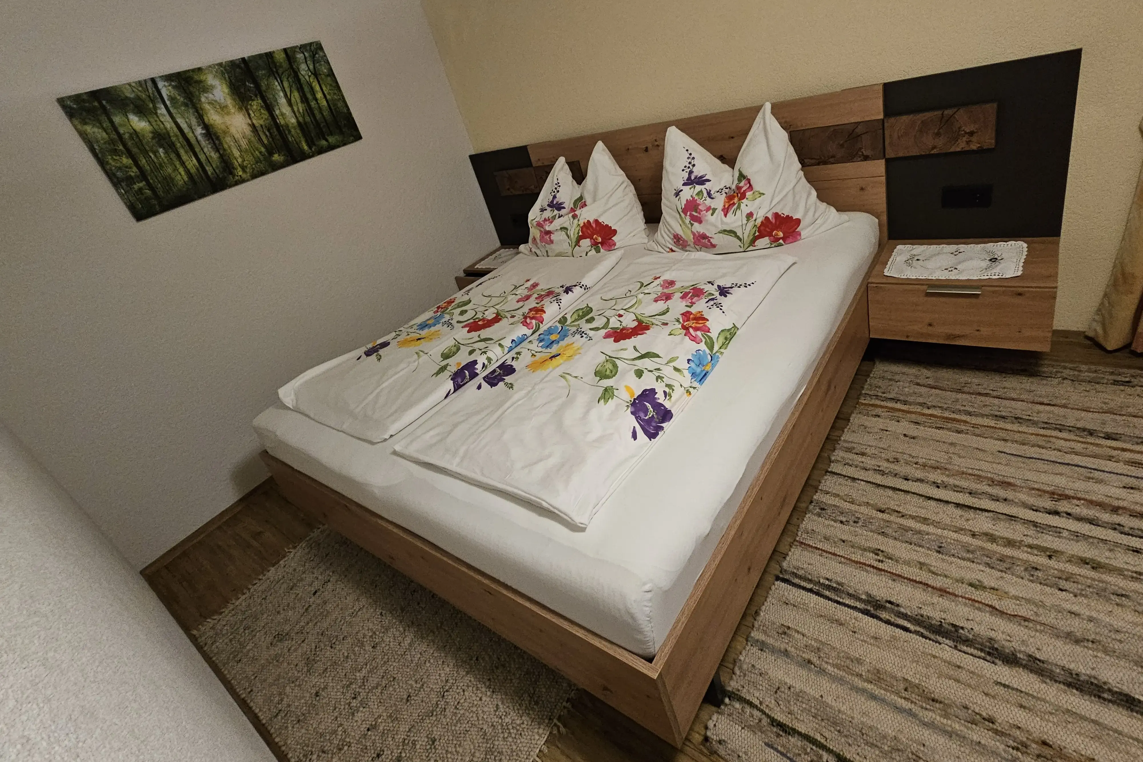 Doppelbett Loewenzahn Zimmer